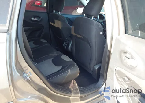 2016 Jeep Cherokee Sport из США, поврежденный, VIN 1C4PJLAB7GW258181